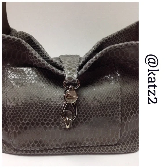 Dooney & Bourke Embossed Snakeskin Pocket Sac - Picture 2 of 6